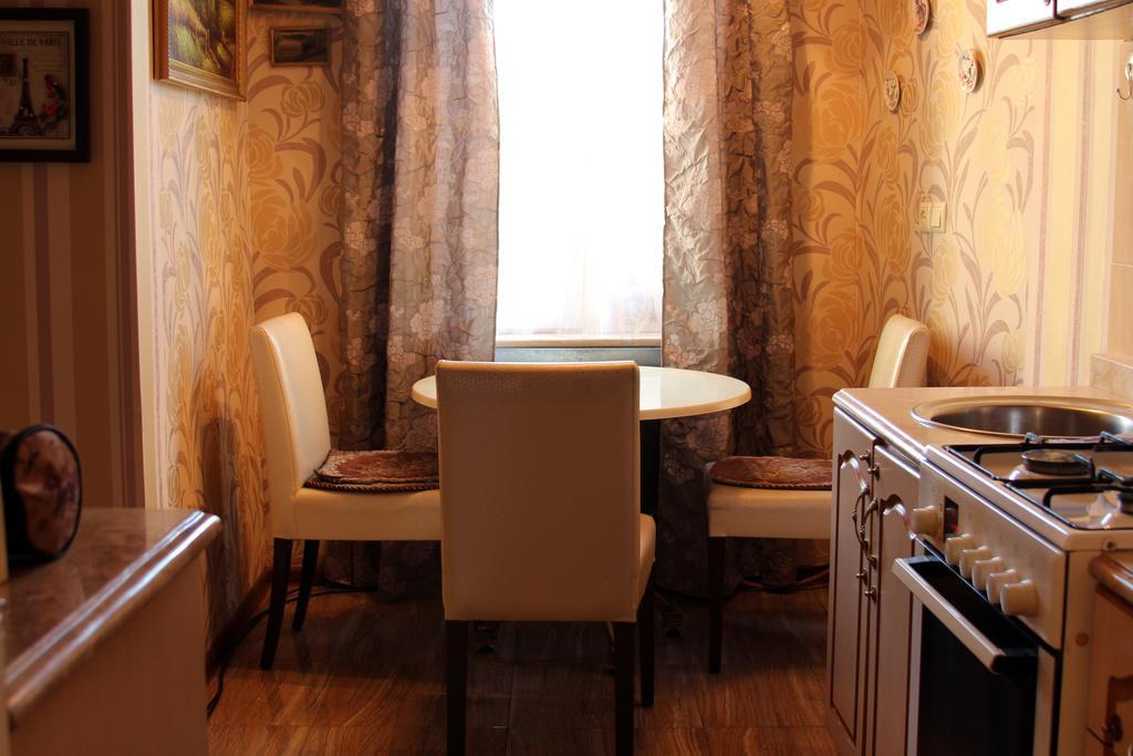 Guesthouse Panorama Koetaisi Buitenkant foto