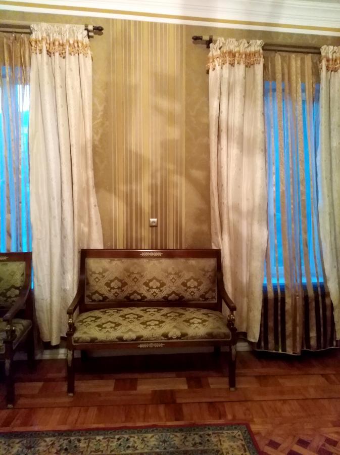 Guesthouse Panorama Koetaisi Buitenkant foto